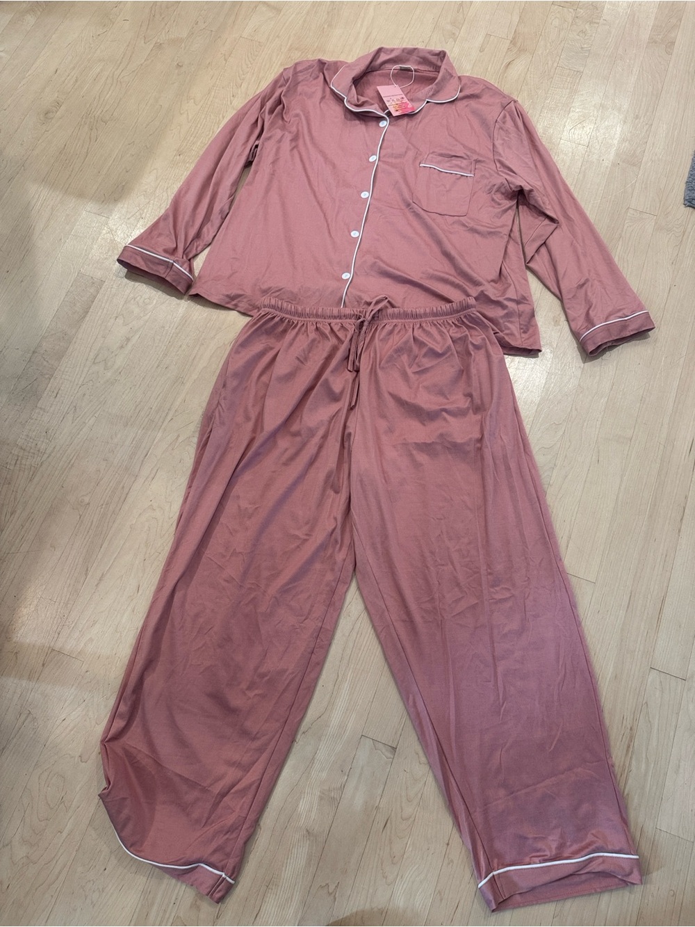 Relaxed Two-Piece Pajama Set in Dusty Rose